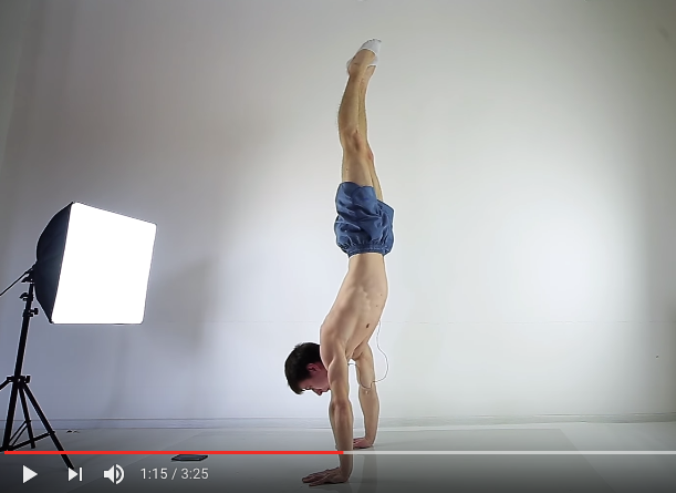 9 Reasons Why You Should Start Doing Handstand Push-Up