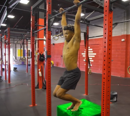 Jumping Muscle-Up