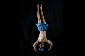 the movement athlete handstand military push-ups